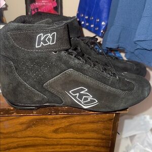 K1 Black Racing Shoes